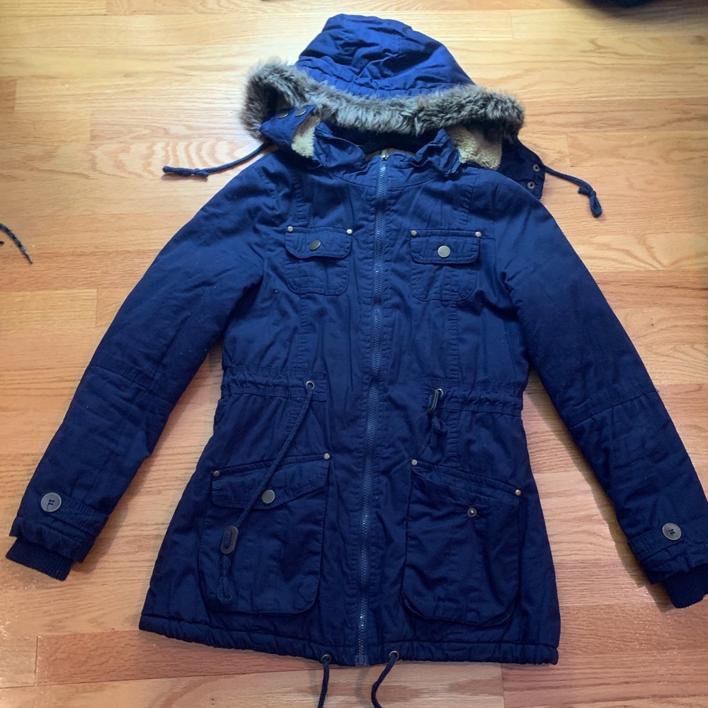 Snobbish coat